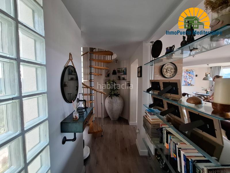 Foto 85a324d8-26b3-4ba0-815c-f110df049129. Àtic amb xemeneia calefacció aparcament piscina a Altea