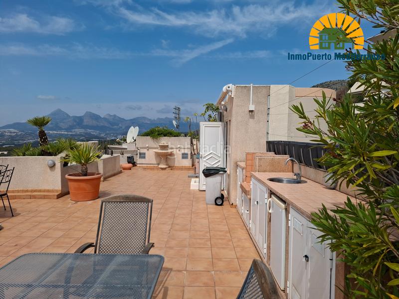 Foto bc101ada-35f0-4cd4-8a62-94b188b8804d. Àtic amb xemeneia calefacció aparcament piscina a Altea