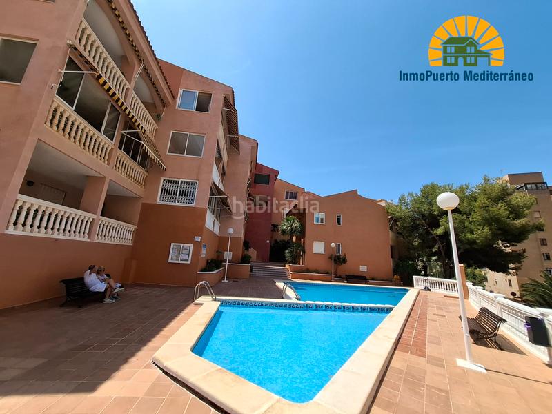 Foto b31689f6-b5df-4d74-aaeb-39951541034b. Apartament amb aparcament piscina a Playa Poniente Benidorm
