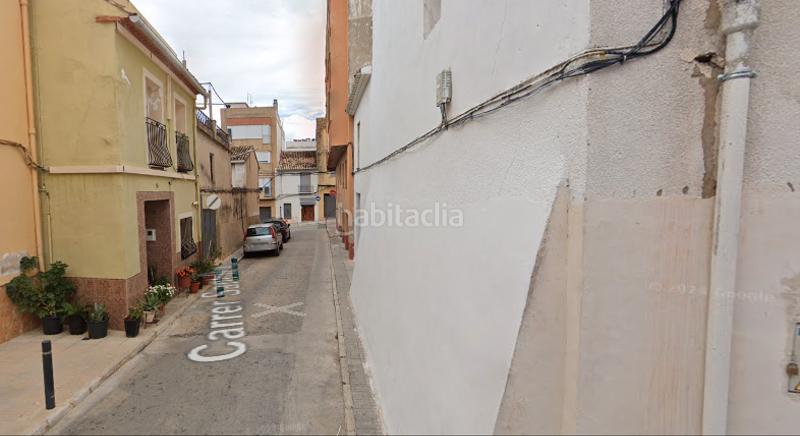 Foto f609a744-ec87-4ef6-9806-e8ad08476841. Casa  alquilada calle san blai en Pego