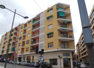 Flat  Avinguda de la pau. Piso amplio centro ibi