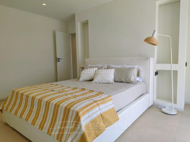 Foto 04608ac0-a518-4062-a1b7-1cc1baad5508. Casa in calle abejaruco 2 in Cap Martinet Santa Eulària