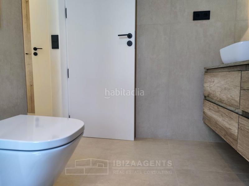 Foto 2872f9ec-3514-4e2b-a787-e2e5eb99978e. Casa in calle abejaruco 2 in Cap Martinet Santa Eulària