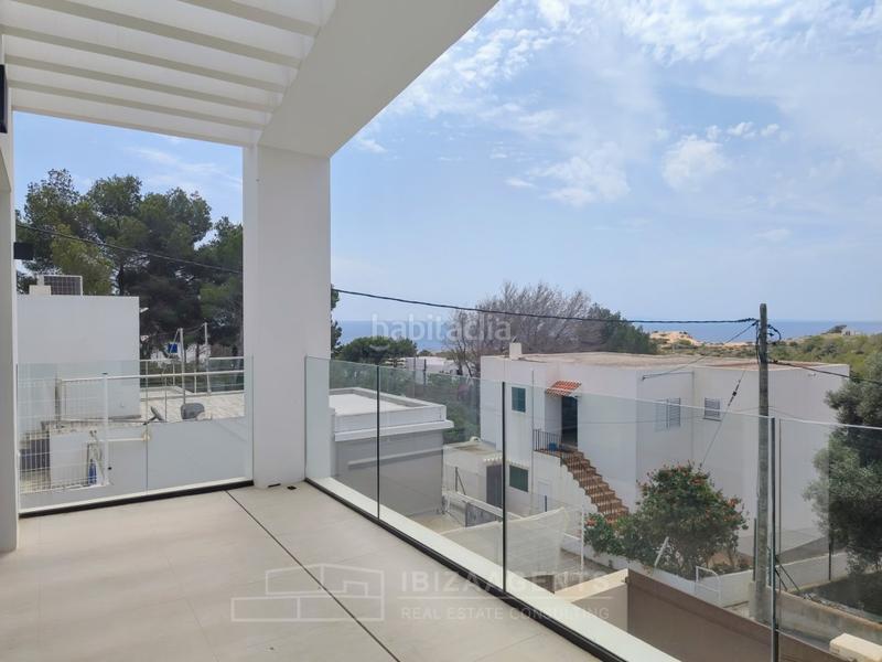 Foto e4966d6f-a1ee-483d-b263-cd1ccf40b74c. Casa in calle abejaruco 2 in Cap Martinet Santa Eulària