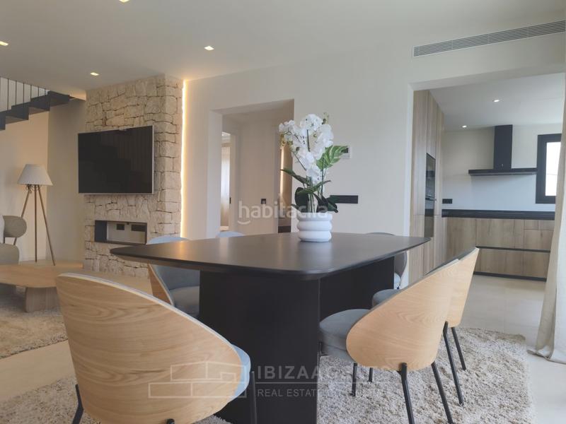 Foto f6fd6ab4-c1cb-4336-b0cd-575847aef670. Casa in calle abejaruco 2 in Cap Martinet Santa Eulària