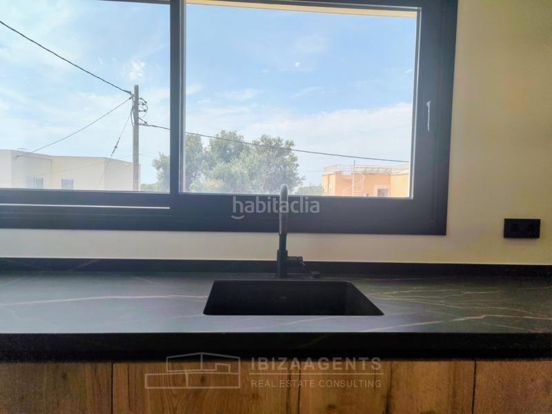 Foto fbac291b-b5f0-4d15-bf96-14a136325fa6. Casa in calle abejaruco 2 in Cap Martinet Santa Eulària