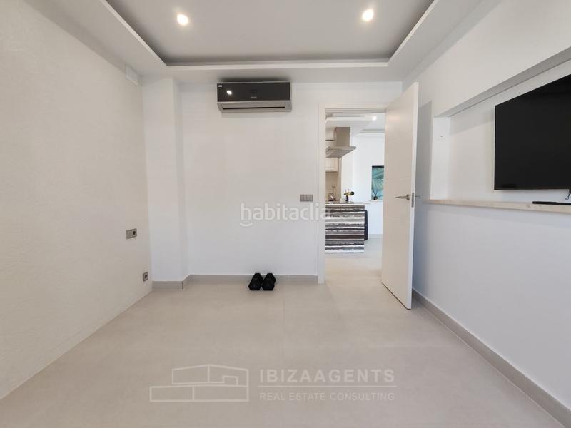 Foto 48b524c8-df1a-4b78-9316-63a9c82fad48. Piccolo appartamento in Marina Botafoc-Talamanca Ibiza