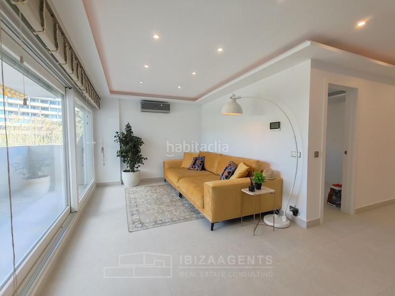 Foto 49d57408-aaec-4277-998e-d17c97f1bd5a. Piccolo appartamento in Marina Botafoc-Talamanca Ibiza