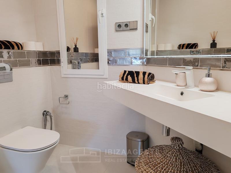 Foto 5e3ff2d0-7668-4a1a-9395-2834a3fafcfd. Piccolo appartamento in Marina Botafoc-Talamanca Ibiza