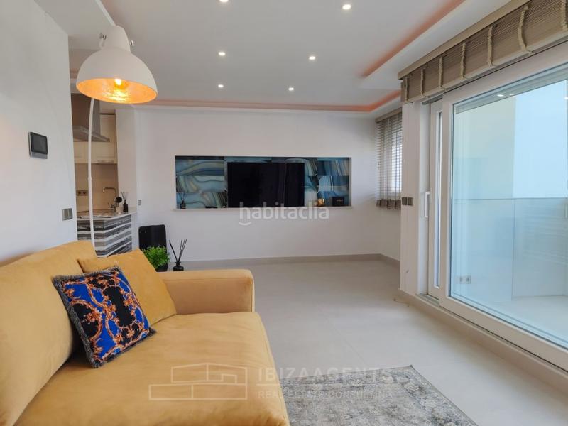 Foto 9aa7bf2c-525b-4e0a-8da4-9abcb3d470ea. Piccolo appartamento in Marina Botafoc-Talamanca Ibiza