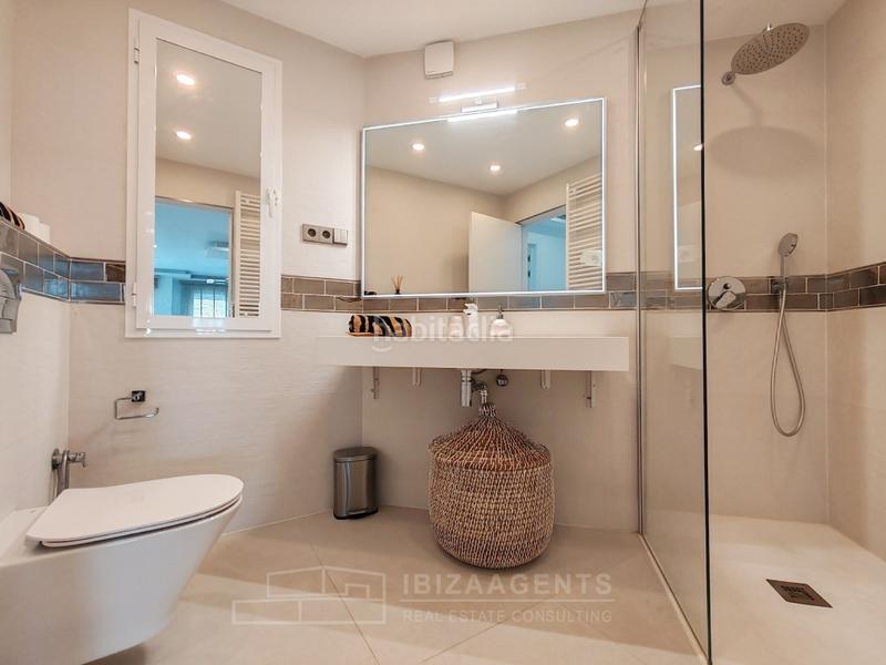 Foto e327e3fc-8b67-45c6-8b09-71894ff7f0cb. Piccolo appartamento in Marina Botafoc-Talamanca Ibiza