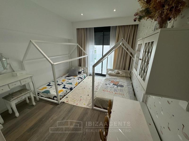 Foto 5f483fb4-ad4c-4e49-8d5e-b1ce8e46f4ab. Apartamento ático de lujo en siesta, santa eulalia en Santa Eulària