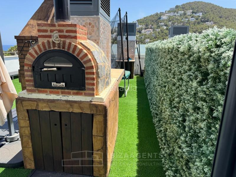Foto d2d8fcee-d756-45c6-b960-3aee5bc6a41a. Apartamento ático de lujo en siesta, santa eulalia en Santa Eulària
