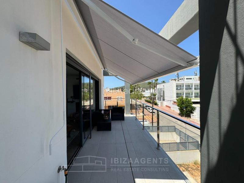 Foto d7efb8ef-d898-4457-abc6-01b03160a165. Apartamento ático de lujo en siesta, santa eulalia en Santa Eulària