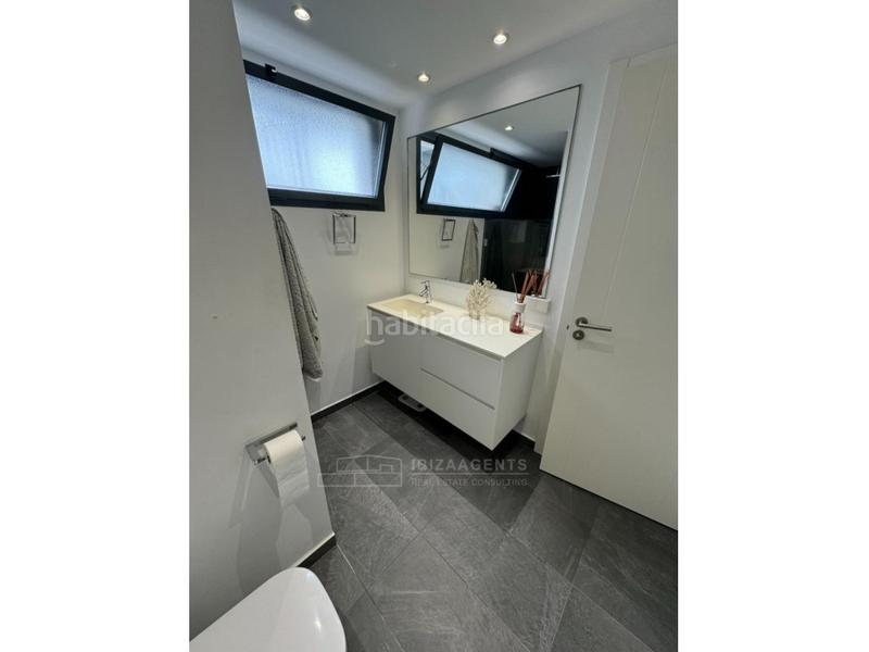 Foto f51232f7-d5b6-4b6d-af3d-7ce9da2c33b7. Apartamento ático de lujo en siesta, santa eulalia en Santa Eulària
