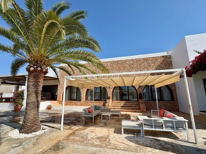 Foto d5b11596-ed34-4681-9181-7655136d107c. Affitto casa con piscina in Puig d´en Valls Santa Eulària