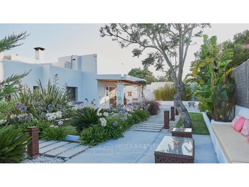 Foto 4ecc1b46-71e1-44ab-98e7-fde6ba5f8d97. Location maison avec piscine dans Puig d´en Valls Santa Eulària