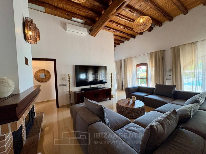 Foto d471ceed-addc-4f27-a67e-7bcdd83b71a0. Location maison avec piscine dans Puig d´en Valls Santa Eulària