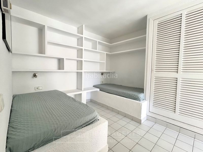Foto 2319456e-8405-4ec4-8c43-d089186e5f48. Apartament amb piscina a Marina Botafoc-Talamanca Ibiza
