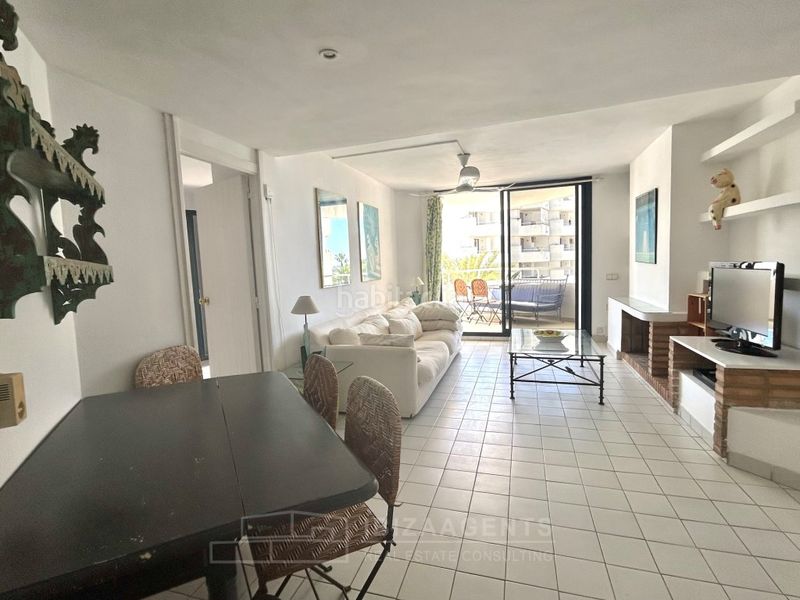 Foto 5f1b6bdf-f07d-45ca-8a78-1dc2f71bb4fb. Apartament amb piscina a Marina Botafoc-Talamanca Ibiza