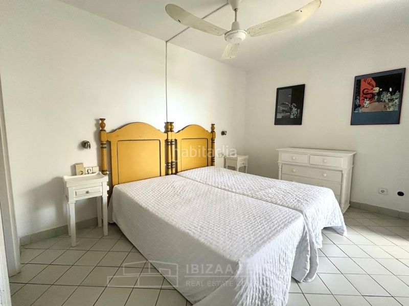 Foto 86114ff4-bdd8-4f25-a508-6bf451903ee9. Apartament amb piscina a Marina Botafoc-Talamanca Ibiza