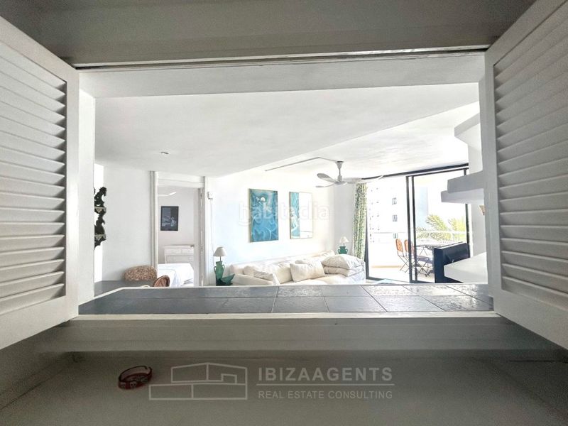 Foto cac20027-e173-4f78-862d-0a36f764e38c. Apartament amb piscina a Marina Botafoc-Talamanca Ibiza