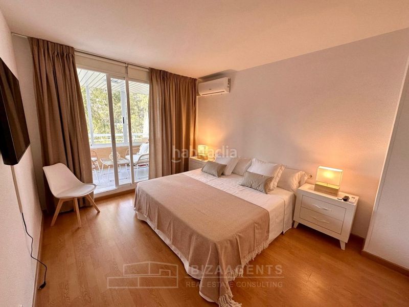 Foto 7e483c2f-d721-45fd-8ffe-800b3a2d0209. Apartament amb piscina a Marina Botafoc-Talamanca Ibiza