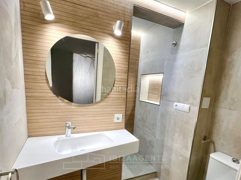 Foto c66987e7-1ead-491b-8b9f-e2b789516e4e. Apartament amb piscina a Marina Botafoc-Talamanca Ibiza