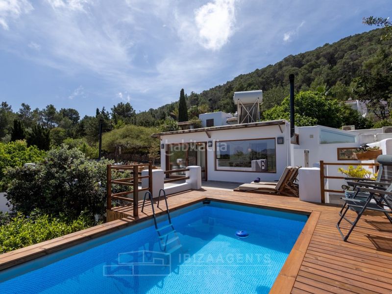 Foto 072791b7-45a4-49ab-807c-26b8219a1806. Casa amb aparcament a Sant Carles Santa Eulària
