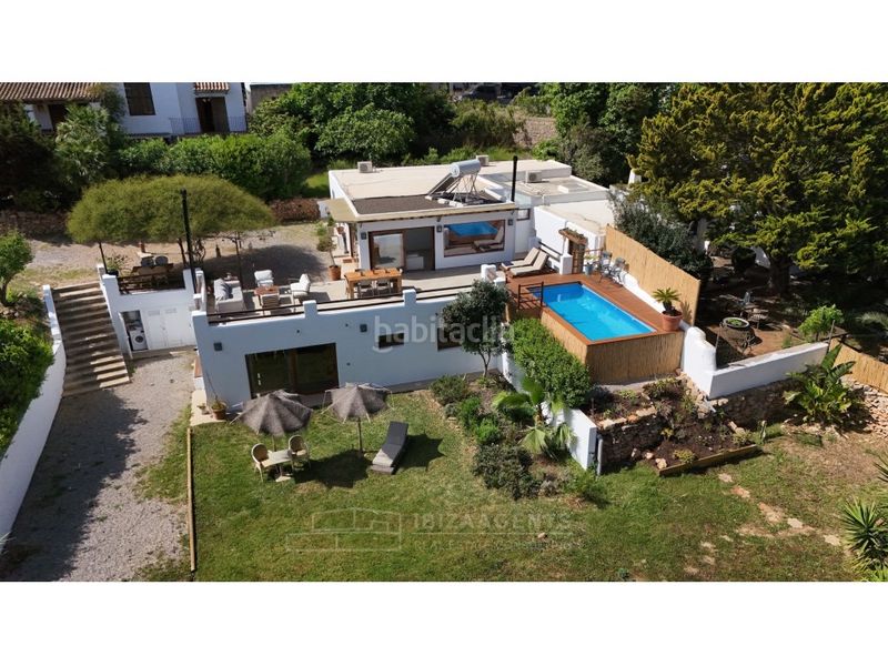 Foto d2a04093-b0c6-4178-8ae6-d18bcba51bab. Casa amb aparcament a Sant Carles Santa Eulària