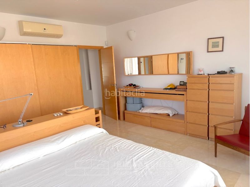 Foto 3494901a-b343-4d20-9568-7357eb82c539. Casa amb aparcament piscina a Santa Eulària des riu Santa Eulària
