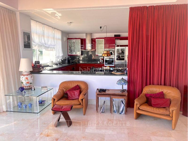 Foto 4972d0cb-1406-401c-9f9c-68ccdc1aeab0. Casa amb aparcament piscina a Santa Eulària des riu Santa Eulària