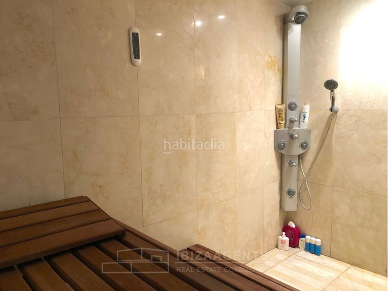 Foto 600c8fcc-92ff-46ec-a532-d5c73bdfa363. Casa amb aparcament piscina a Santa Eulària des riu Santa Eulària