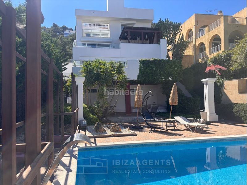 Foto 96aefb32-9617-4e8c-9ee9-37ed2564e819. Casa amb aparcament piscina a Santa Eulària des riu Santa Eulària