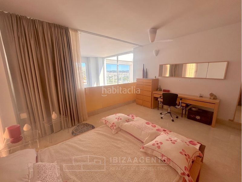 Foto 9ce62a22-ce3e-4d8b-8d17-826457d4dc45. Casa amb aparcament piscina a Santa Eulària des riu Santa Eulària