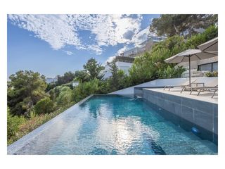 Haus  Calle cornisa tauet. Villa scala, can furnet