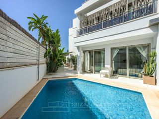 Duplex in Marina Botafoc-Talamanca
