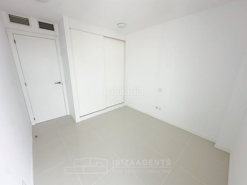 Foto 128f8d72-666b-4499-8e33-921ed99e0c55. Dúplex a Ses Figueretes - Platja d'en Bossa - Cas Serres Ibiza