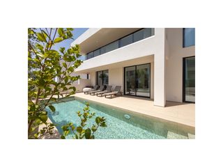 Casa in Jesús. Villa de nueva construcción, ses torres
