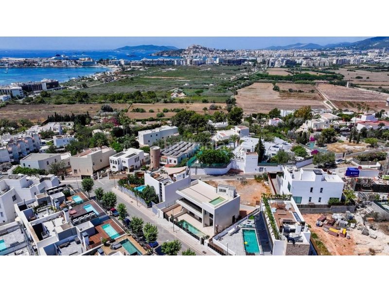 Foto fe7f7440-d83a-4793-86fa-b691909056b4. Casa amb aparcament piscina a Jesús Santa Eulària