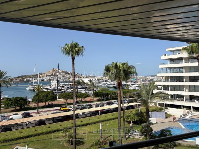 Foto 3b393588-55ef-43ac-a268-393eefb8429f. Lloguer apartament amb aparcament piscina a Marina Botafoc-Talamanca Ibiza