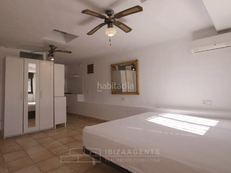 Foto a5202bef-a1da-4beb-a25f-a6a10ccb1486. Casa amb piscina a Jesús Santa Eulària
