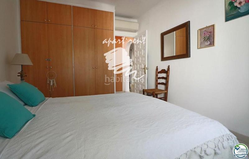 Foto 001ea918-317c-40b9-aca0-8a75a0723db5. Casa norfeu amplia villa al canal con amarre de 12 m, con apartamento invitados en Empuriabrava