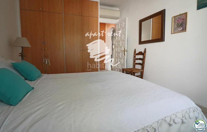 Foto 386c2618-609b-44bf-9e3d-aa98219bd642. Casa norfeu amplia villa al canal con amarre de 12 m, con apartamento invitados en Empuriabrava