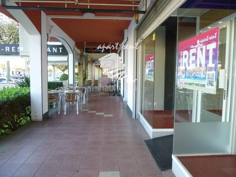 Foto 6796872b-e8e5-4590-8121-f849625da71b. Alquiler local comercial 087260 av. fages de climent local comercial en alquiler anual en Empuriabrava