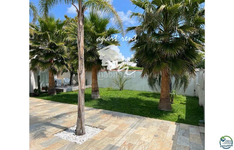 Foto 633582b9-7eef-43b7-bef0-226be4509820. Casa amb aparcament piscina a Cap Ras - Creus - Falconera Empuriabrava