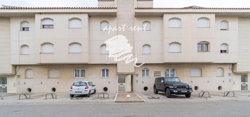 Foto 6e721c83-0170-4c5f-8cc7-eb3dae871dd2. Piso port moxó encantador apartamento de 2 dormitorios con vistas al canal y parking privado exterior en Empuriabrava