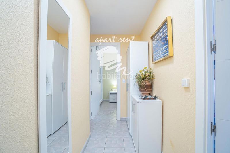 Foto bcd2e7cc-a0b7-472a-a1c5-830ef33616b0. Piso port moxó encantador apartamento de 2 dormitorios con vistas al canal y parking privado exterior en Empuriabrava