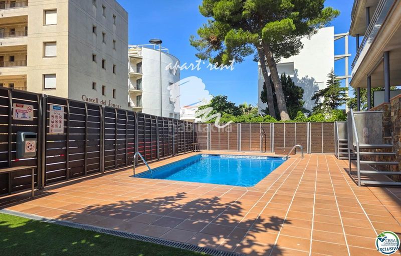 Foto 5744a62a-e779-4654-af69-db72f0f57676. Pis amb aparcament piscina a Salatar Roses