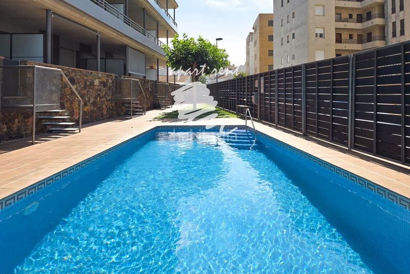 Foto 7f04e75b-bfd4-41a8-84b2-54cc68d41361. Pis amb aparcament piscina a Salatar Roses